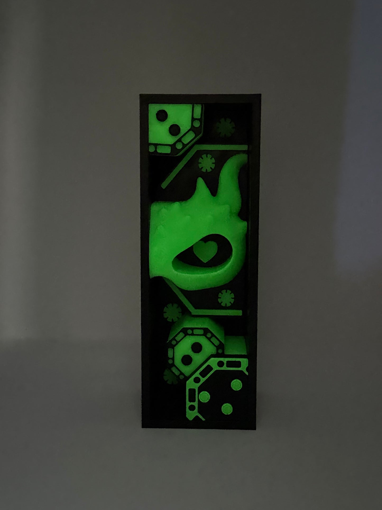 Poker Mask Book Nook | Dark Romance Book Shelf Decor