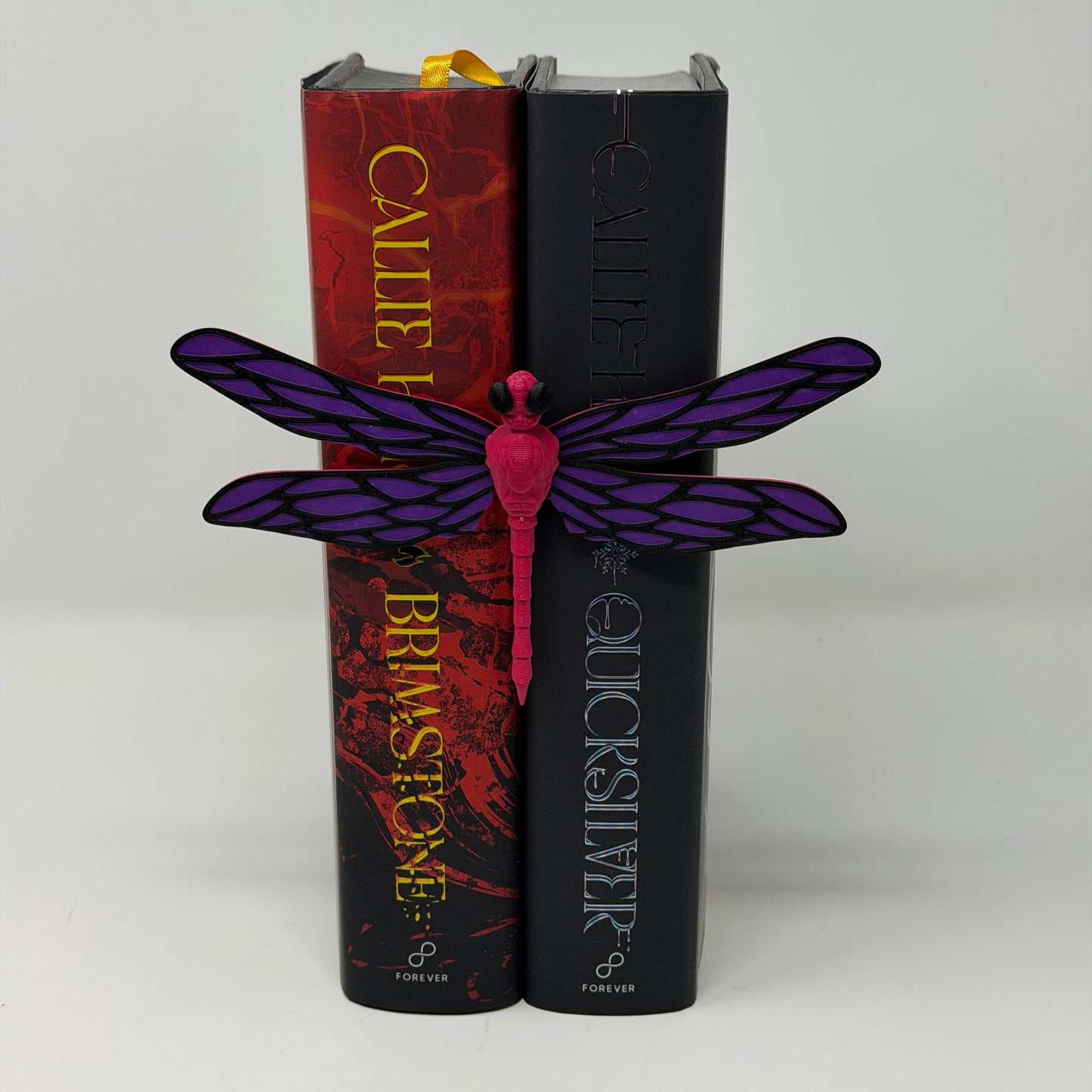 Dragonfly Spine Hugger | Bookshelf Decor